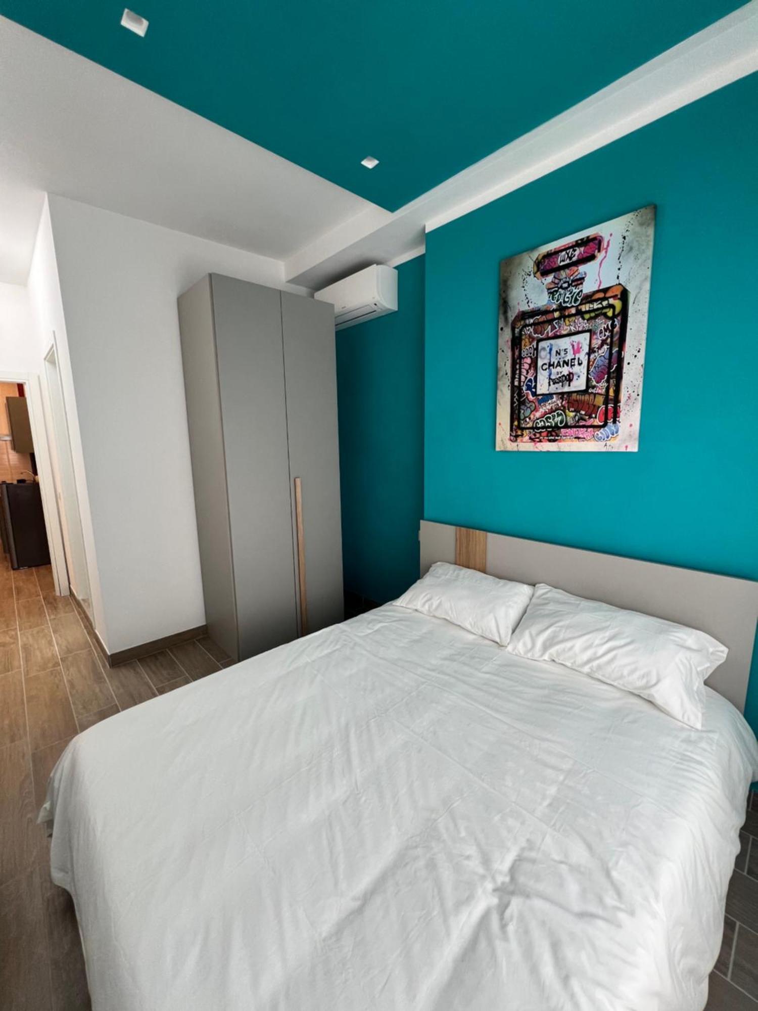 Large Double Room